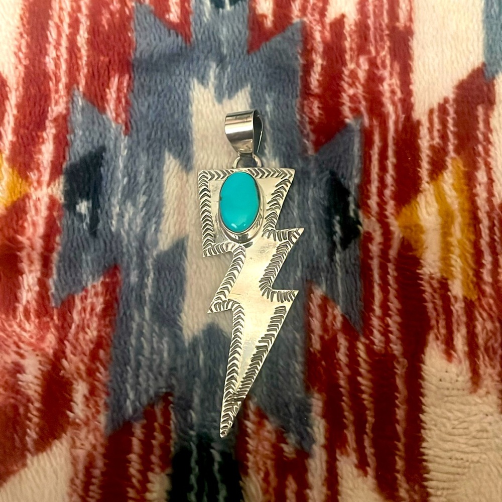 Western pendant
